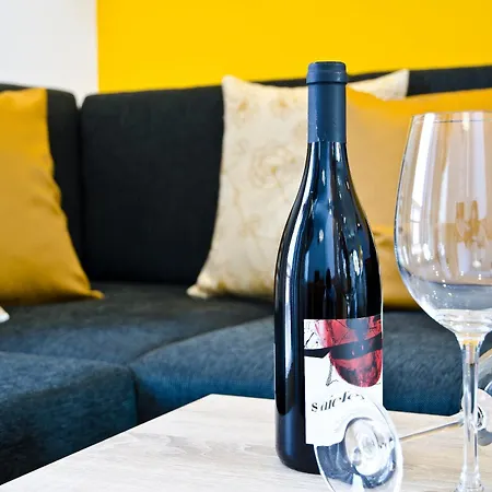 Ingrid شقة فندقية