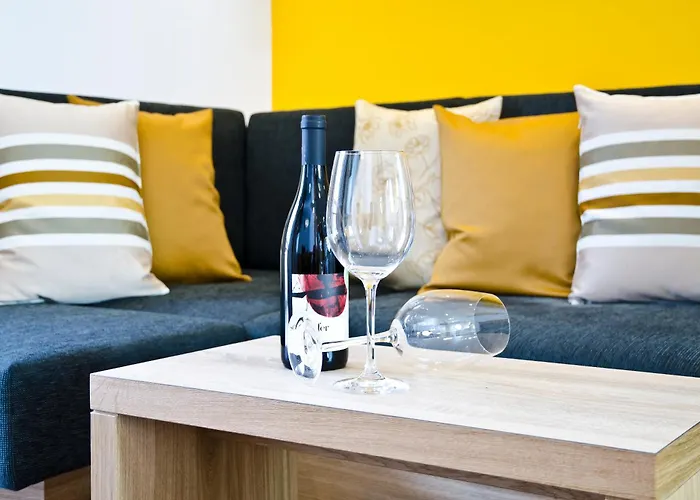 Ingrid Apartmanhotel *